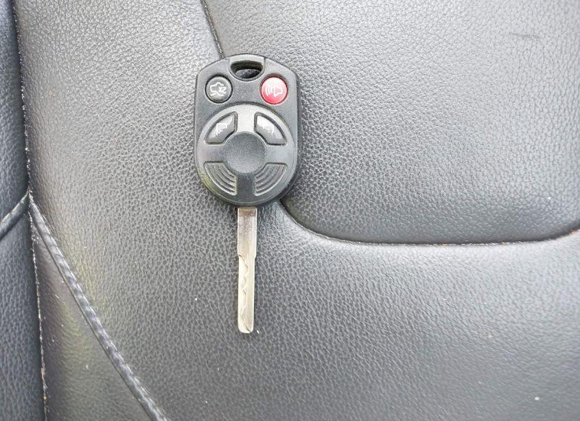 Photo 11 of 2016 Ford Focus SE (VIN 1FADP3K22GL330587)