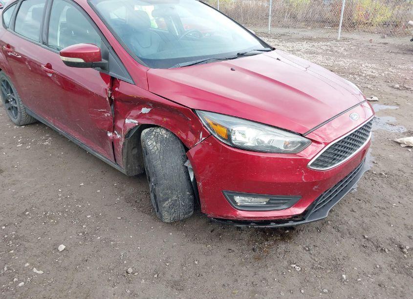 Photo 6 of 2016 Ford Focus SE (VIN 1FADP3K22GL330587)