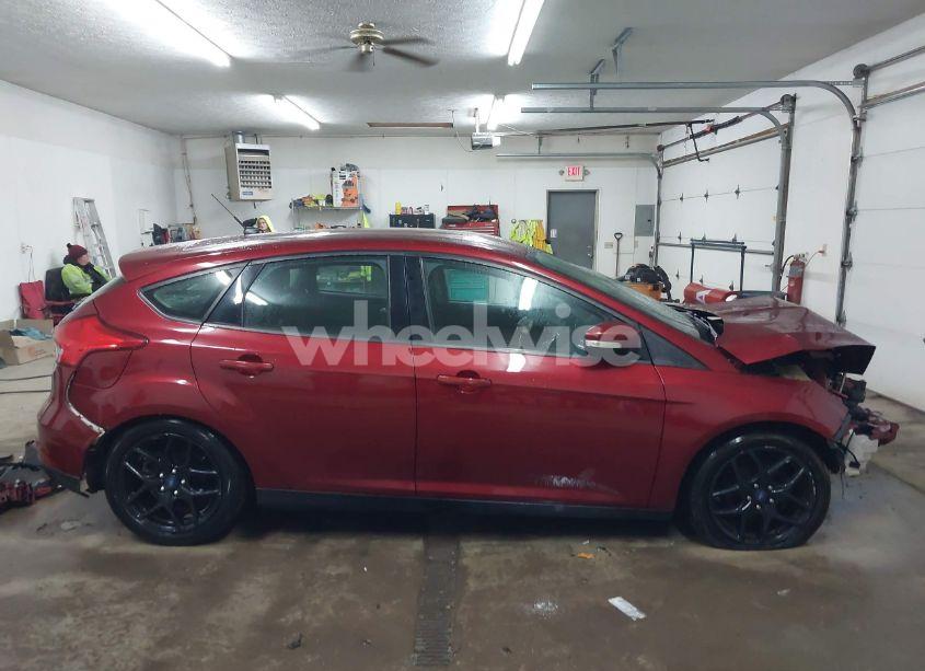 Photo 14 of 2016 Ford Focus SE (VIN 1FADP3K22GL394225)