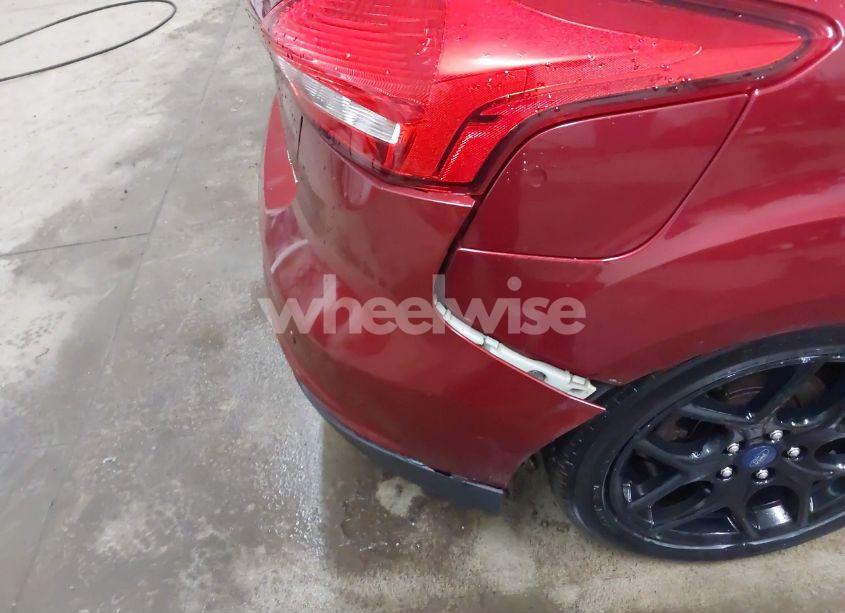 Photo 18 of 2016 Ford Focus SE (VIN 1FADP3K22GL394225)