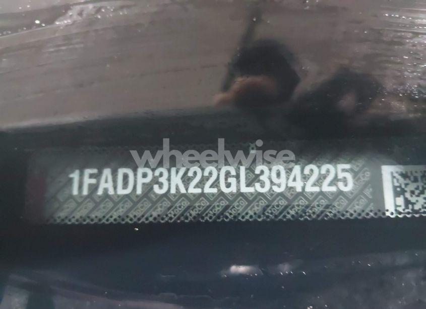 Photo 9 of 2016 Ford Focus SE (VIN 1FADP3K22GL394225)