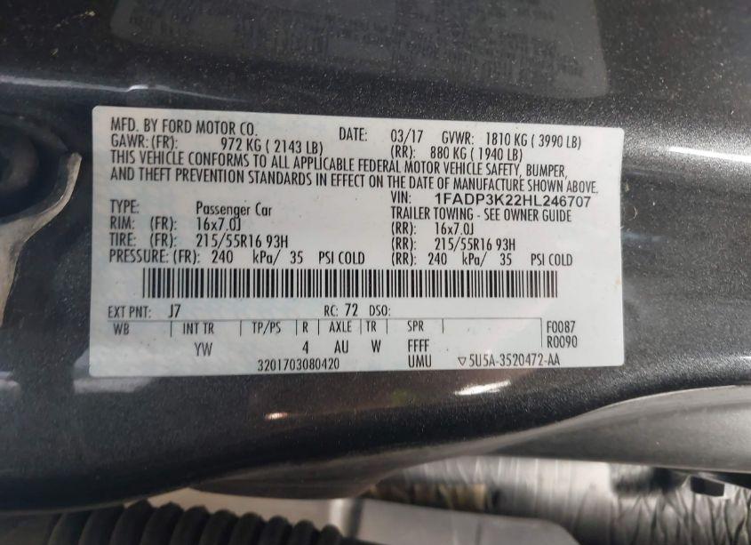 Photo 9 of 2017 Ford Focus SE (VIN 1FADP3K22HL246707)