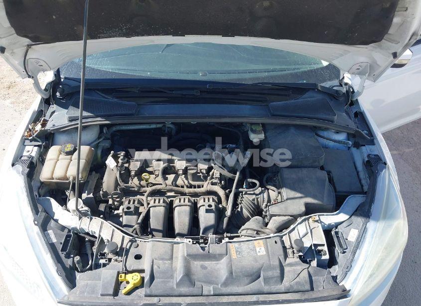 Photo 10 of 2017 Ford Focus SE (VIN 1FADP3K22HL259179)