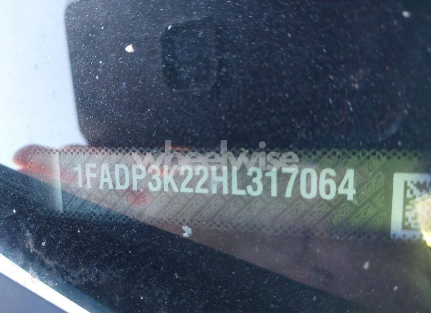 Photo 9 of 2017 Ford Focus SE (VIN 1FADP3K22HL317064)