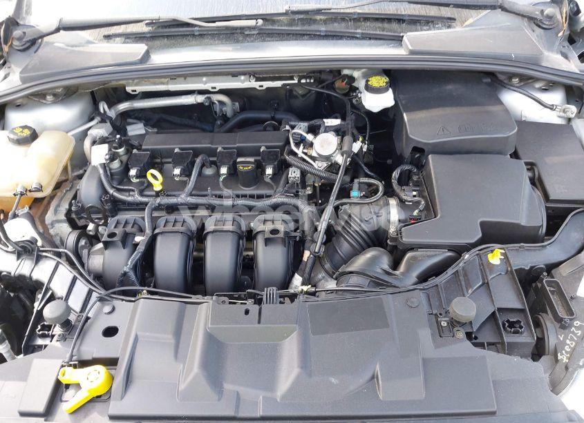 Photo 10 of 2018 Ford Focus SE (VIN 1FADP3K22JL207752)