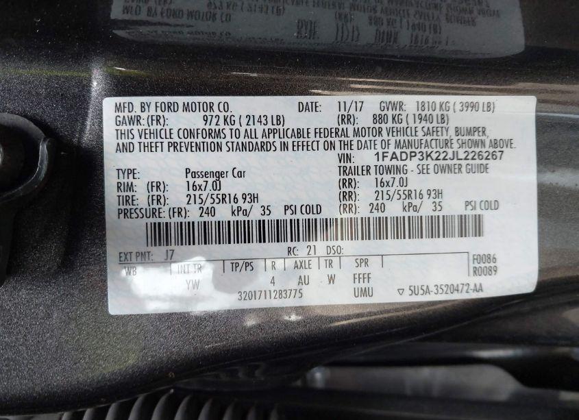 Photo 9 of 2018 Ford Focus SE (VIN 1FADP3K22JL226267)