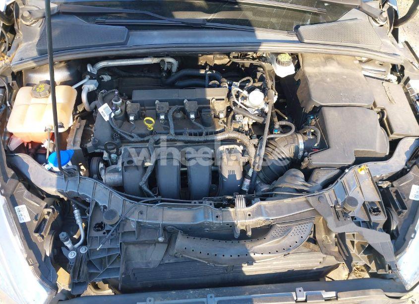 Photo 10 of 2018 Ford Focus SE (VIN 1FADP3K22JL234272)