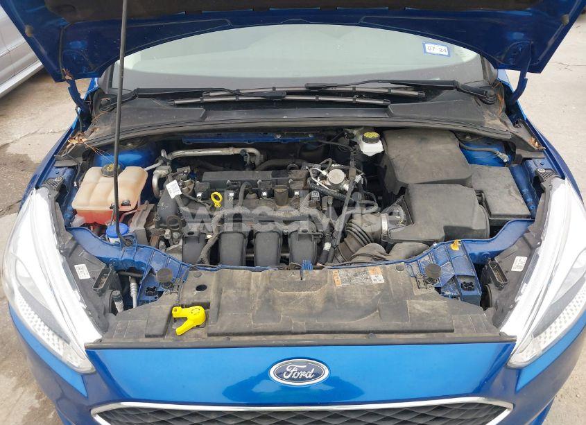 Photo 10 of 2018 Ford Focus SE (VIN 1FADP3K22JL271385)