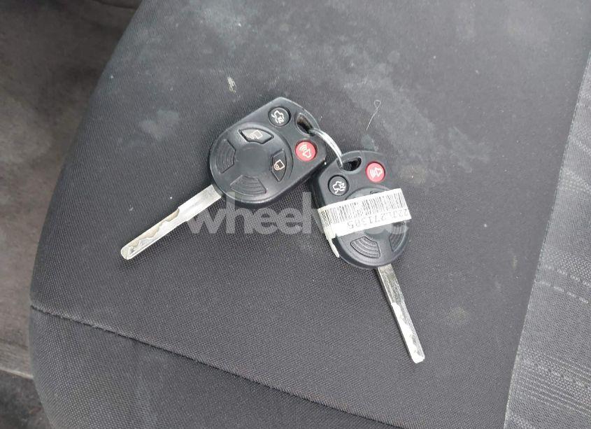 Photo 11 of 2018 Ford Focus SE (VIN 1FADP3K22JL271385)