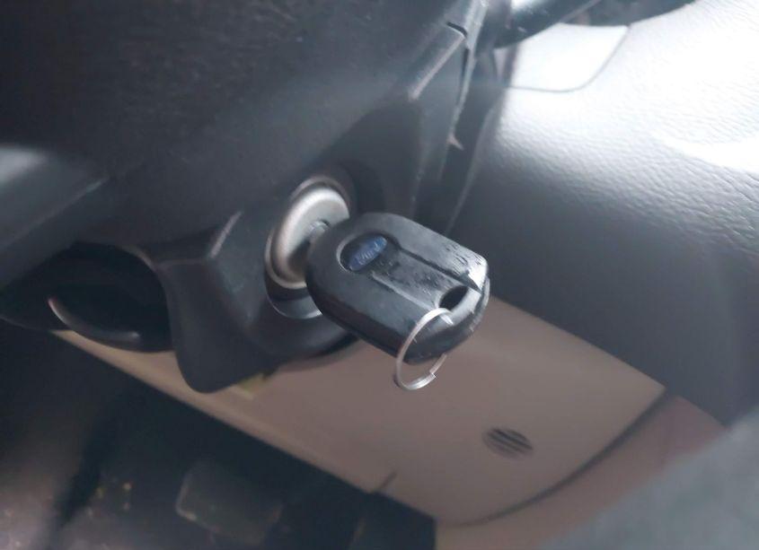 Photo 11 of 2018 Ford Focus SE (VIN 1FADP3K22JL273556)