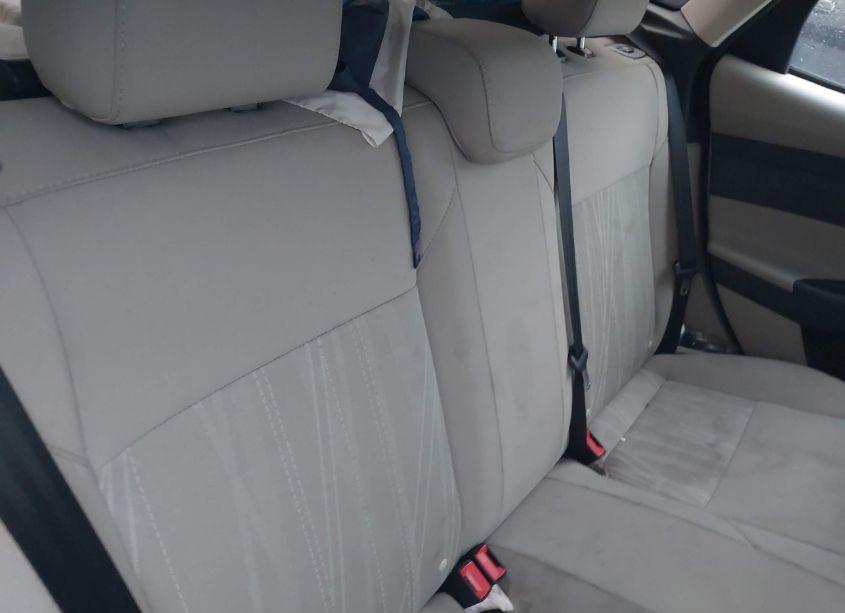 Photo 8 of 2018 Ford Focus SE (VIN 1FADP3K22JL273556)