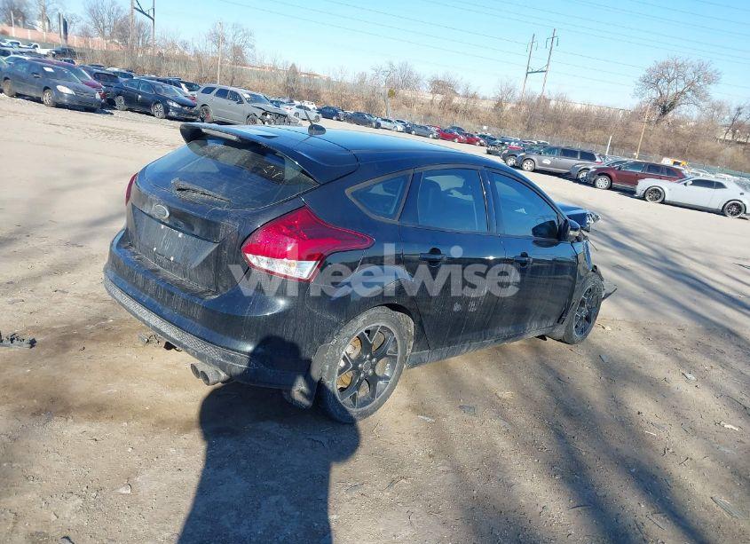 Photo 4 of 2013 Ford Focus SE (VIN 1FADP3K23DL168206)
