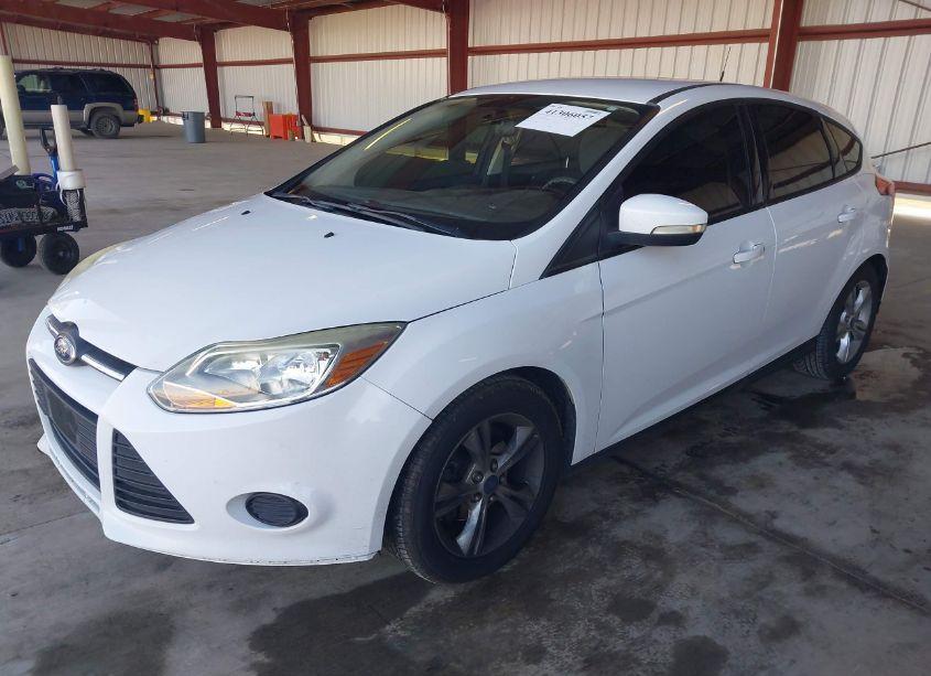 Photo 2 of 2013 Ford Focus SE (VIN 1FADP3K23DL190514)