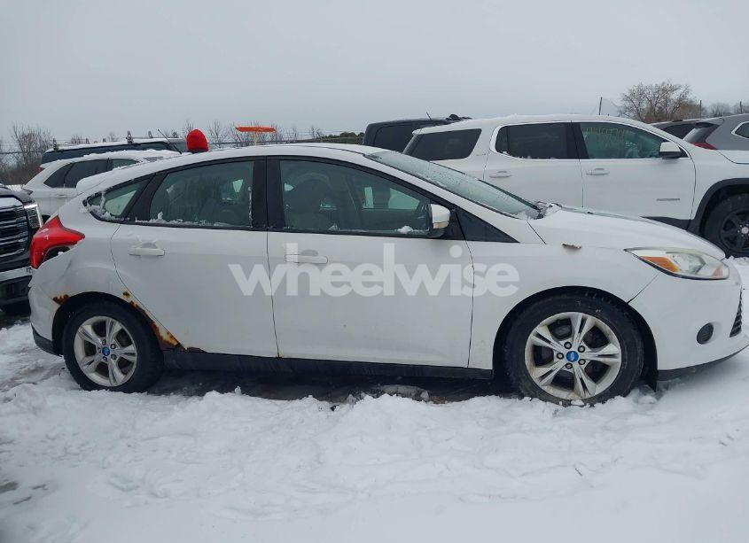 Photo 13 of 2013 Ford Focus SE (VIN 1FADP3K23DL230297)