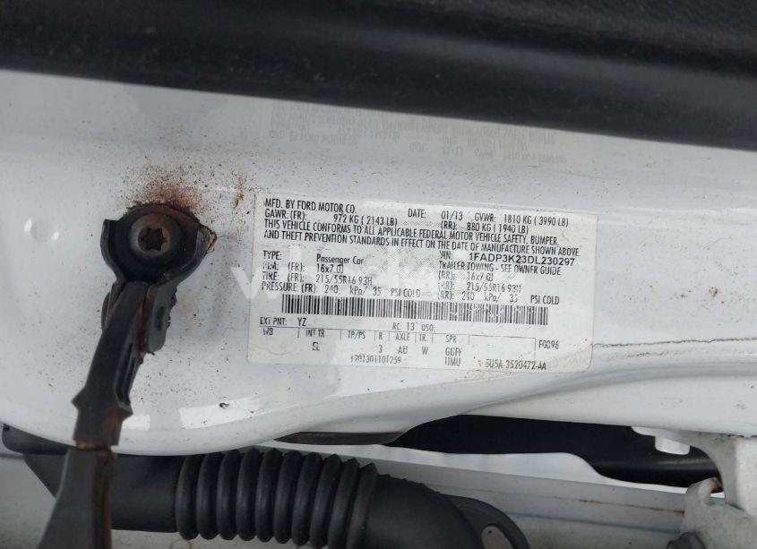 Photo 9 of 2013 Ford Focus SE (VIN 1FADP3K23DL230297)