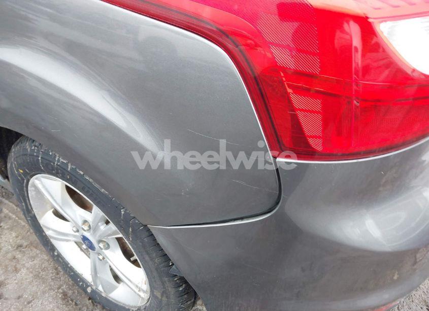 Photo 10 of 2013 Ford Focus SE (VIN 1FADP3K23DL232311)