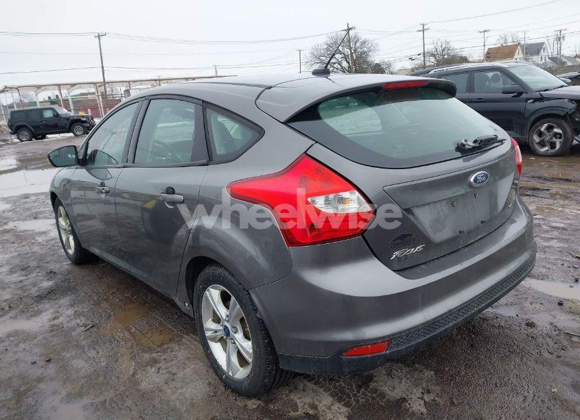 Photo 3 of 2013 Ford Focus SE (VIN 1FADP3K23DL232311)