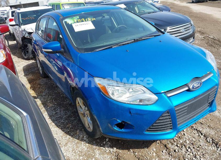 2013 Ford Focus SE (VIN 1FADP3K23DL262456) main photo