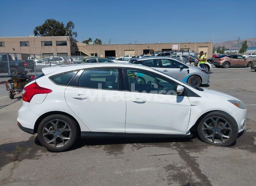 Photo 14 of 2013 Ford Focus SE (VIN 1FADP3K23DL279077)