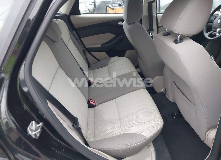 Photo 8 of 2013 Ford Focus SE (VIN 1FADP3K23DL349032)