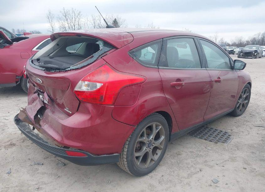 Photo 4 of 2014 Ford Focus SE (VIN 1FADP3K23EL166957)
