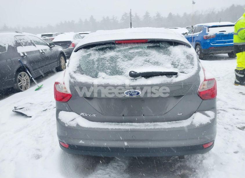 Photo 16 of 2014 Ford Focus SE (VIN 1FADP3K23EL178753)