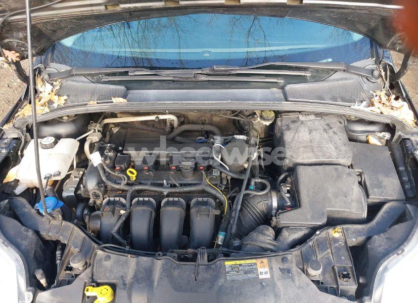 Photo 10 of 2014 Ford Focus SE (VIN 1FADP3K23EL184228)