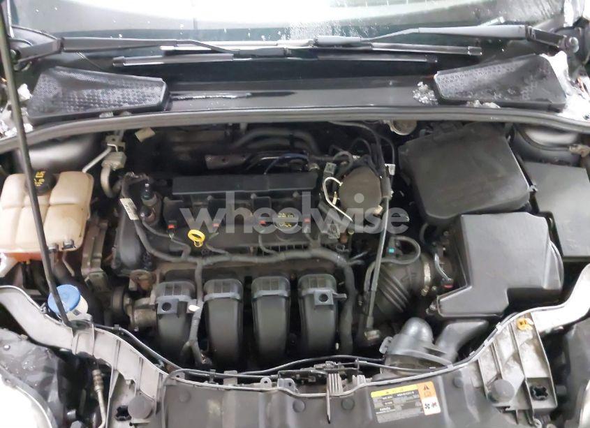 Photo 10 of 2014 Ford Focus SE (VIN 1FADP3K23EL205935)