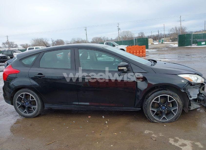 Photo 14 of 2014 Ford Focus SE (VIN 1FADP3K23EL213212)