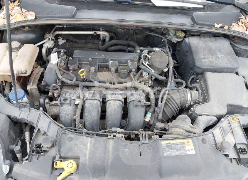 Photo 10 of 2014 Ford Focus SE (VIN 1FADP3K23EL258943)