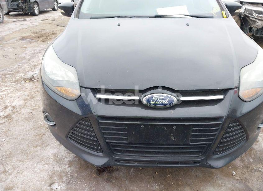 Photo 6 of 2014 Ford Focus SE (VIN 1FADP3K23EL258943)