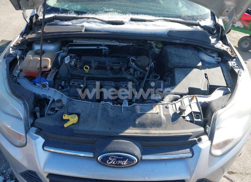 Photo 10 of 2014 Ford Focus SE (VIN 1FADP3K23EL314427)