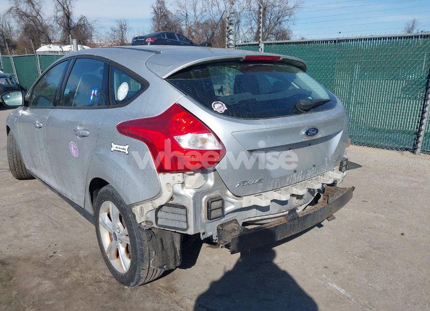 Photo 18 of 2014 Ford Focus SE (VIN 1FADP3K23EL314427)