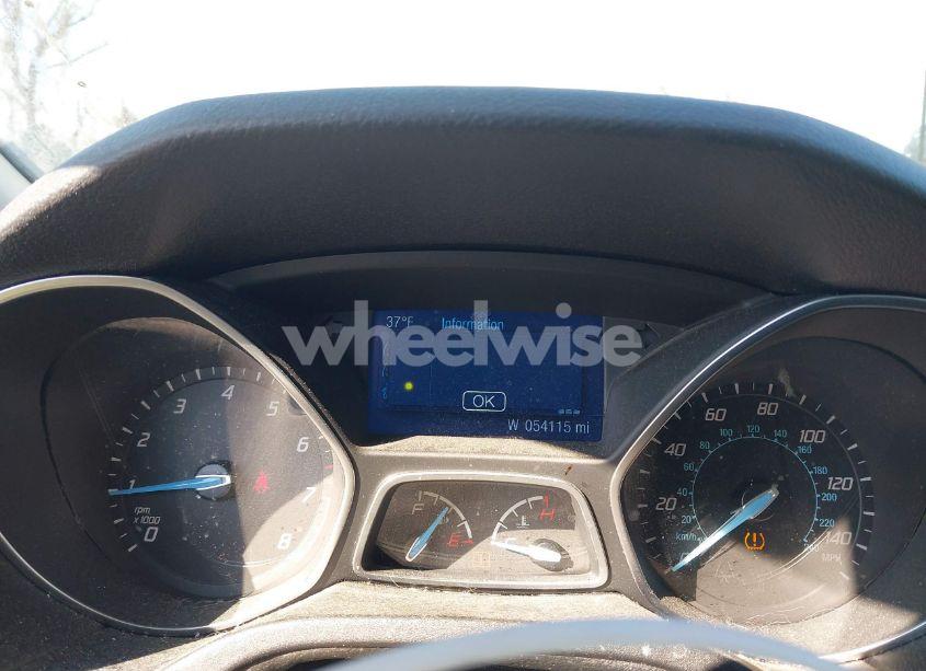 Photo 7 of 2014 Ford Focus SE (VIN 1FADP3K23EL314427)