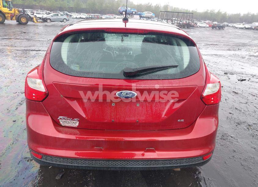 Photo 16 of 2014 Ford Focus SE (VIN 1FADP3K23EL319188)