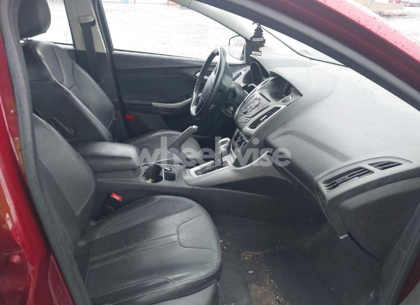 Photo 5 of 2014 Ford Focus SE (VIN 1FADP3K23EL319188)