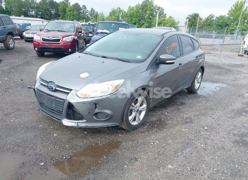 Photo 2 of 2014 Ford Focus SE (VIN 1FADP3K23EL361196)