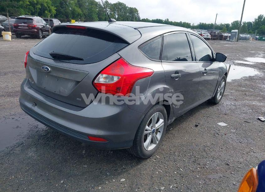 Photo 4 of 2014 Ford Focus SE (VIN 1FADP3K23EL361196)