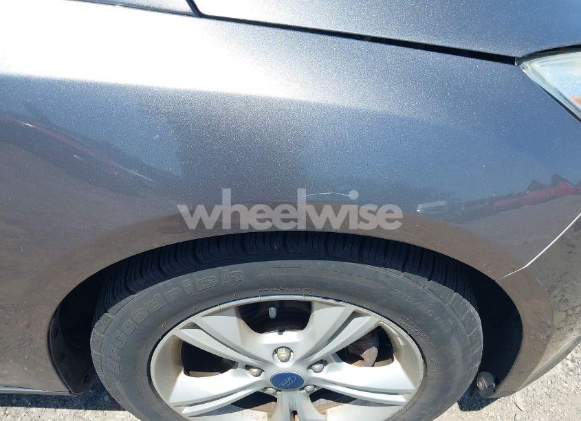 Photo 13 of 2014 Ford Focus SE (VIN 1FADP3K23EL409554)