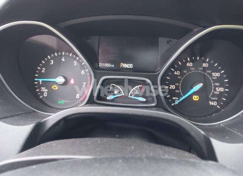 Photo 7 of 2015 Ford Focus SE (VIN 1FADP3K23FL214832)