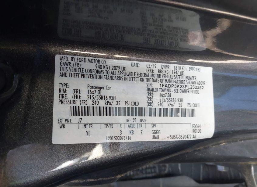 Photo 9 of 2015 Ford Focus SE (VIN 1FADP3K23FL252352)