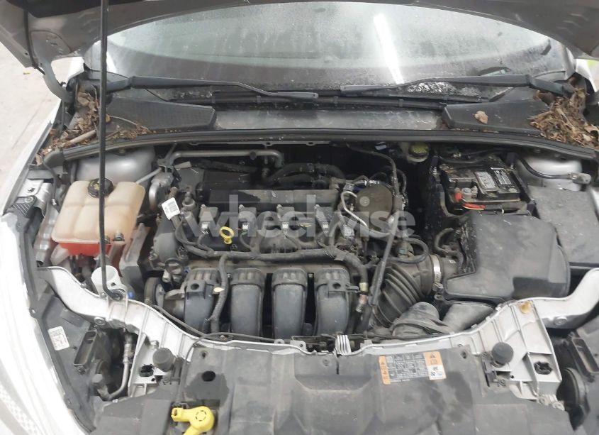 Photo 10 of 2015 Ford Focus SE (VIN 1FADP3K23FL269264)