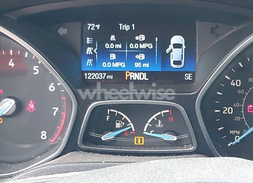 Photo 7 of 2015 Ford Focus SE (VIN 1FADP3K23FL275937)