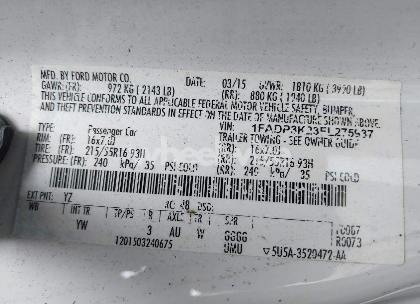 Photo 9 of 2015 Ford Focus SE (VIN 1FADP3K23FL275937)