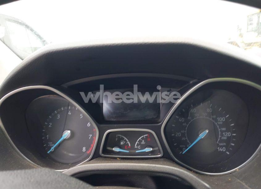 Photo 7 of 2015 Ford Focus SE (VIN 1FADP3K23FL275954)