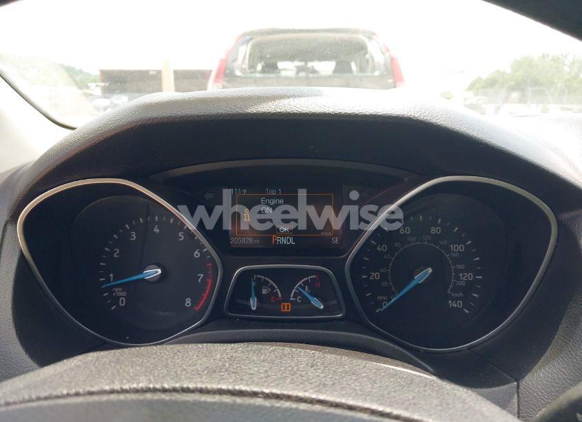 Photo 7 of 2015 Ford Focus SE (VIN 1FADP3K23FL294942)