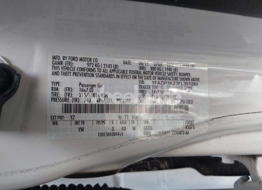 Photo 9 of 2015 Ford Focus SE (VIN 1FADP3K23FL301260)