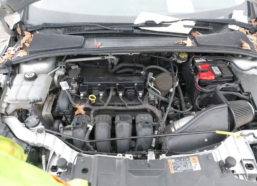 Photo 10 of 2015 Ford Focus SE (VIN 1FADP3K23FL328605)