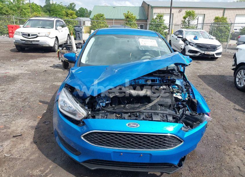 Photo 12 of 2015 Ford Focus SE (VIN 1FADP3K23FL339295)