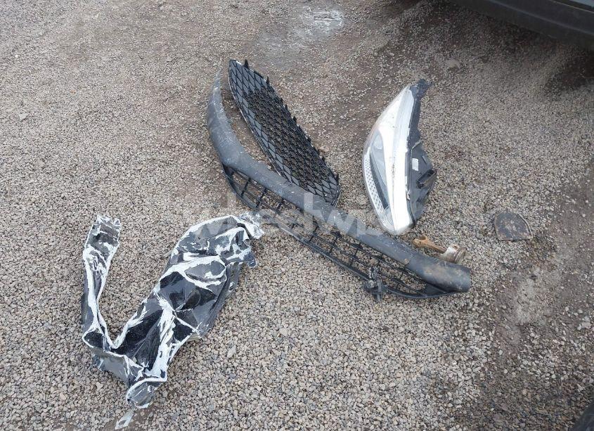 Photo 12 of 2015 Ford Focus SE (VIN 1FADP3K23FL373639)